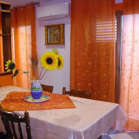 Casa Vacanze Via Pola Apartment